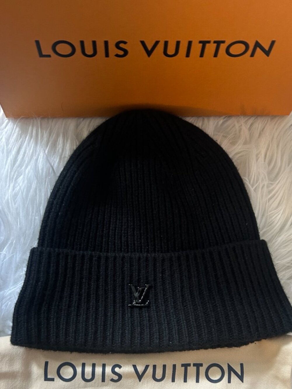 Louis Vuitton LV Ahead, Size 11 100% Cashmere Hat Beanie Cap Knit